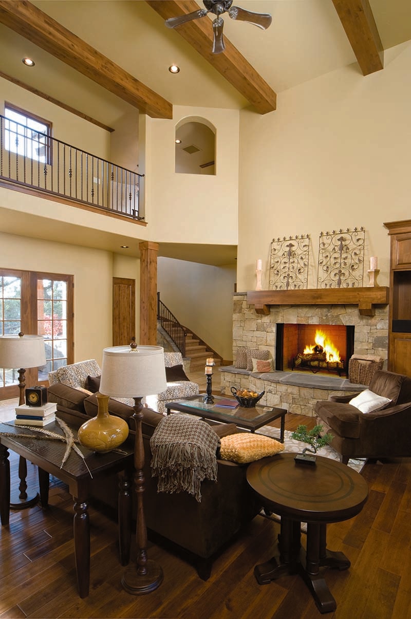Majestic Biltmore 42 traditional gas fireplace in grand two-story great room with wood beams